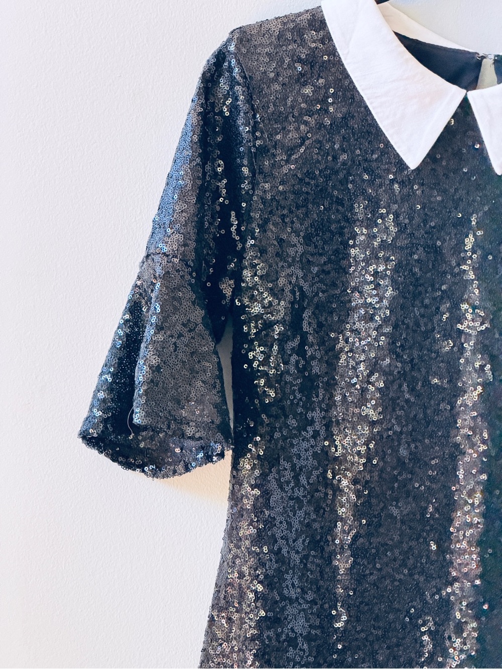 Audrey Hepburn meets Wednesday Adams. VENUS Sequin Mini W/ Peter Pan Collar. - Picture 7 of 10